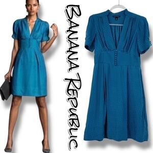 Banana Republic Silk Swiss Dot Midi Dress Teal V-Neck Pockets Womens Size 6